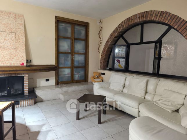 Appartamento in residenziale in Via Bagnara