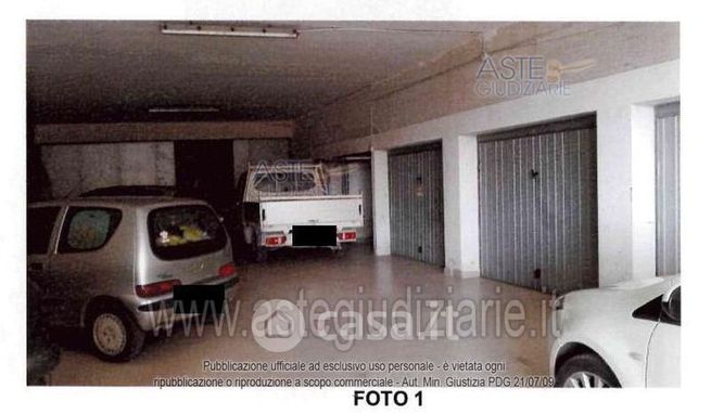 Garage/posto auto in residenziale in 