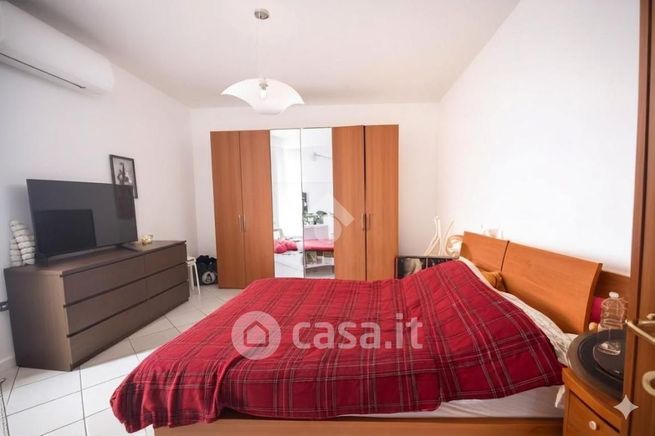 Casa indipendente in residenziale in Via Montalese