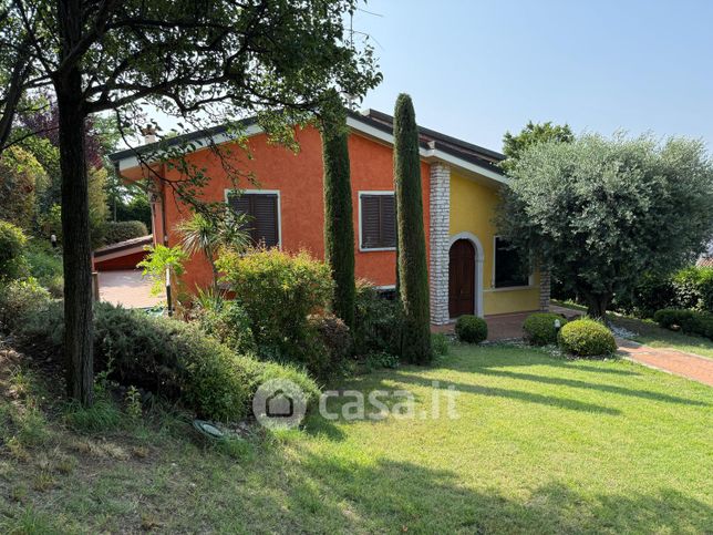 Villa in residenziale in Via Fausto Boselli