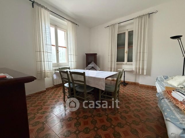 Appartamento in residenziale in Via Montanara 20
