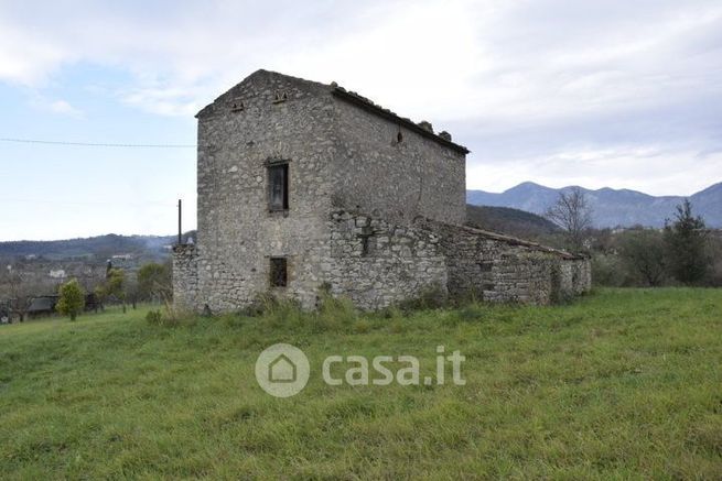 Rustico/casale in residenziale in Via Campolongo