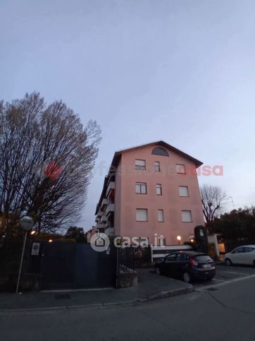 Appartamento in residenziale in Via GiosuÃ¨ Carducci 91