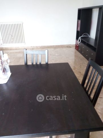 Appartamento in residenziale in Via Bozzano
