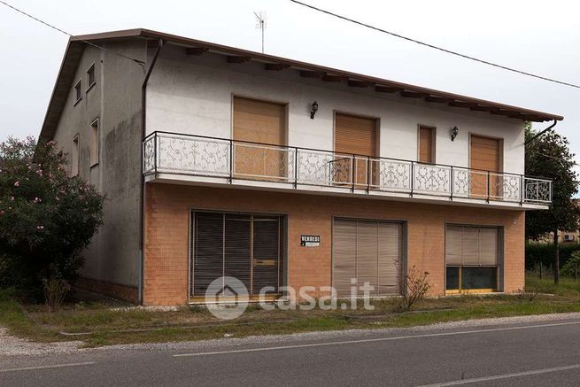 Appartamento in residenziale in Via Bondenese
