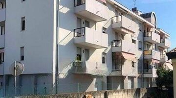 Appartamento in residenziale in Via Trieste 207