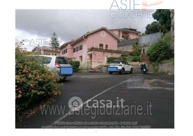 Terreno agricolo in commerciale in Via IV Novembre 22