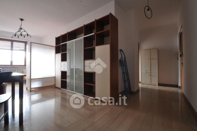 Appartamento in residenziale in Via Ilarione Petitti 28