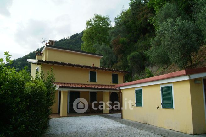 Villa in residenziale in nocchi
