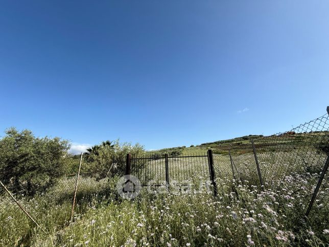 Terreno agricolo in commerciale in Via QUATTRO FINAITE