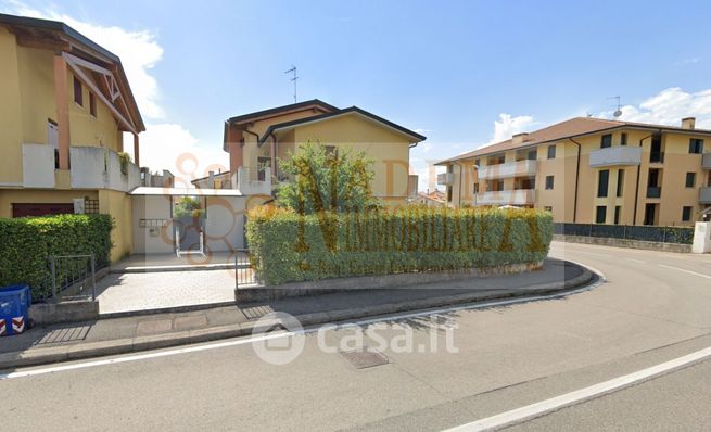 Appartamento in residenziale in Via Croda Granda