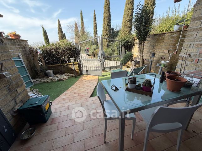 Villetta a schiera in residenziale in Via del Sorbo