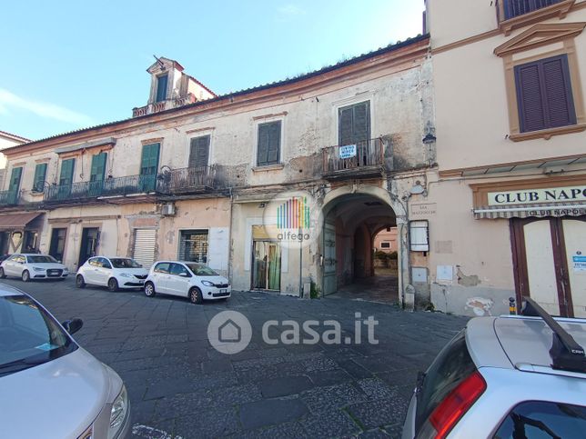 Ufficio in commerciale in Via Alessio Simmaco Mazzocchi