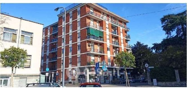 Appartamento in residenziale in Piazza Manfredo Camperio 15