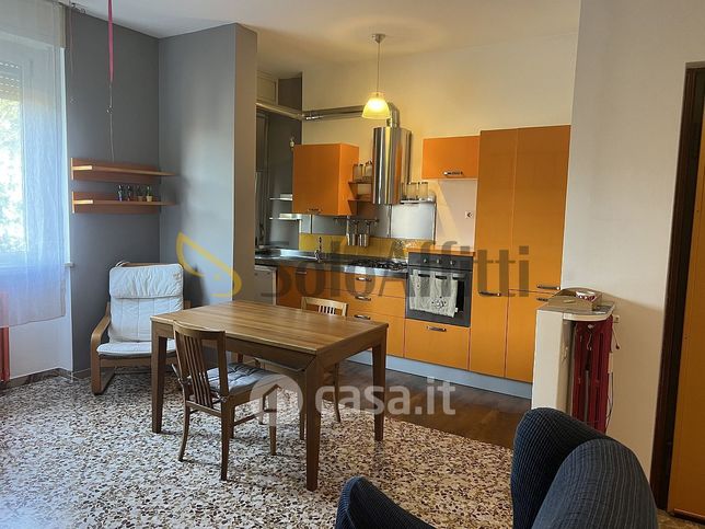 Appartamento in residenziale in Via Salaroli 6