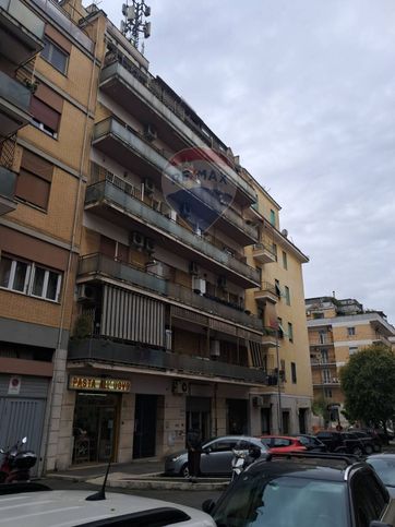 Appartamento in residenziale in Via Pietro Paleocapa 14