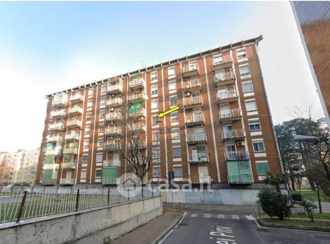 Appartamento in residenziale in Via dei Pini 5