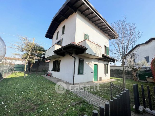 Villa in residenziale in 