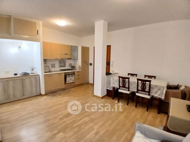 Appartamento in residenziale in Via Satrico 27
