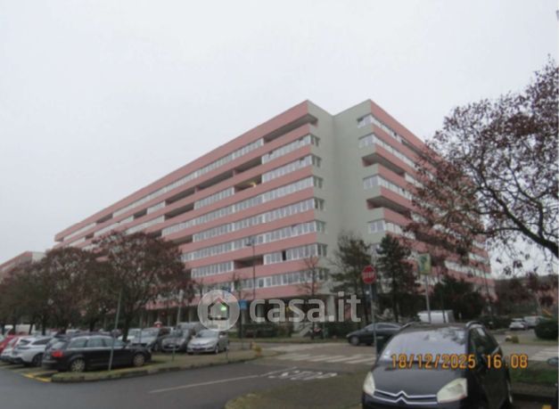 Appartamento in residenziale in Via dei Pini 6