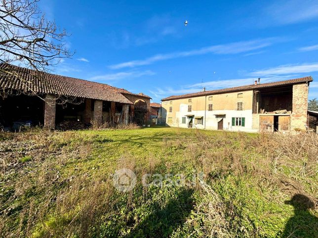 Casa indipendente in residenziale in Via della Pace 9-15