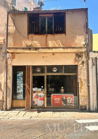 Casa bi/trifamiliare in residenziale in Via Principe Amedeo 39