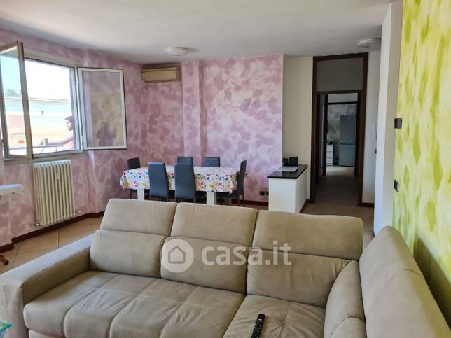 Appartamento in residenziale in Strada Persa 13