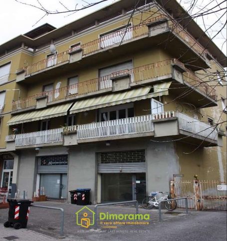 Appartamento in residenziale in Viale Adua 3