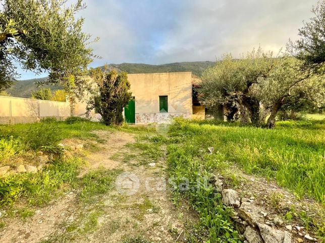 Casa indipendente in residenziale in Contrada Fraginesi