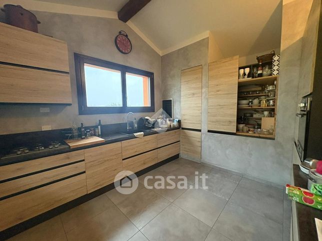 Appartamento in residenziale in Via Pregagliana