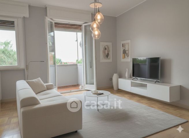 Appartamento in residenziale in Via Giovanni Giolitti 2