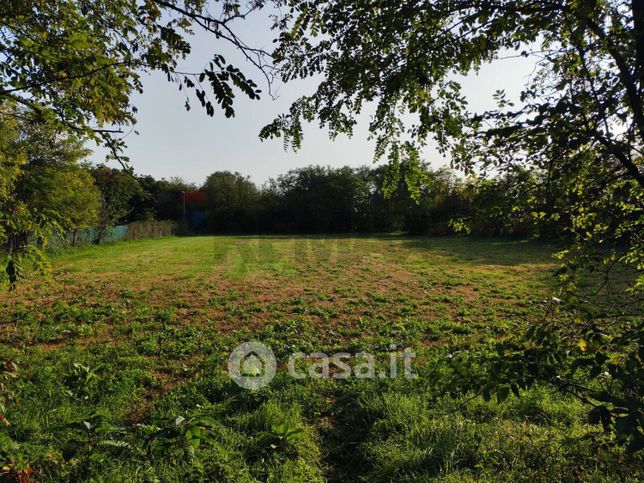 Terreno agricolo in commerciale in Via Della Piana 1