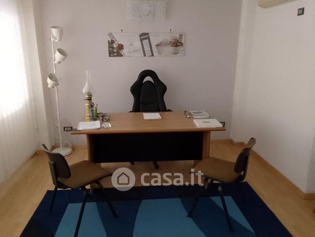 Ufficio in commerciale in Viale Antonio Gramsci 19