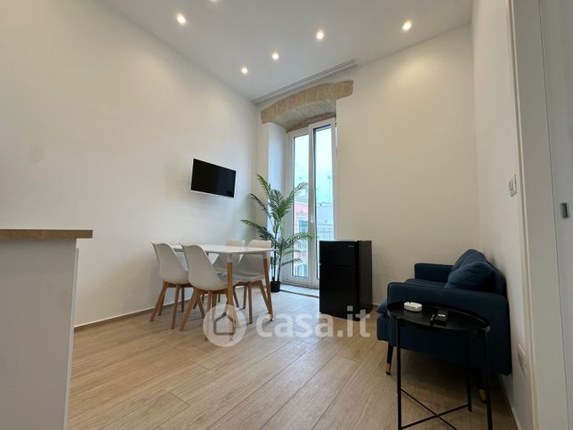 Appartamento in residenziale in Via Bebio 4