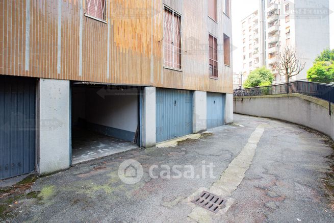 Garage/posto auto in residenziale in Via Plezzo 78