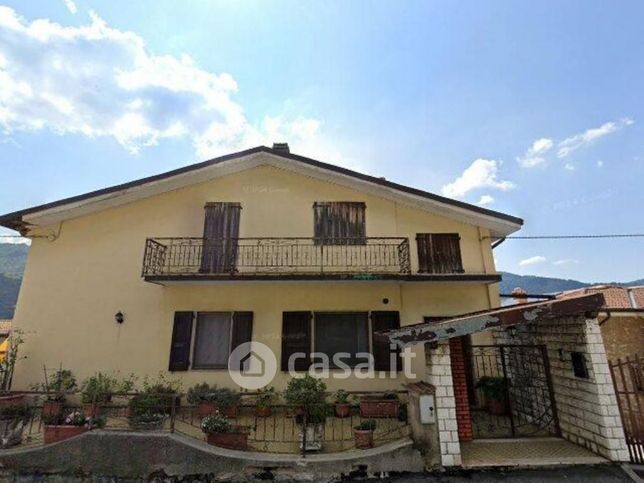 Appartamento in residenziale in Via Valmezzana 35