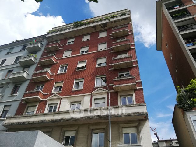 Appartamento in residenziale in Via DOMODOSSOLA 7