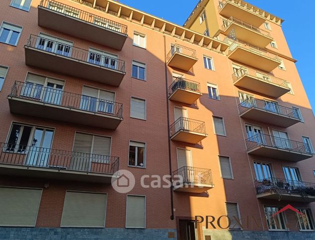 Box/posto auto in residenziale in Via Manfredo Fanti 12