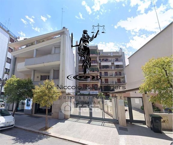 Box/posto auto in residenziale in Viale Don L. Sturzo 61 /A