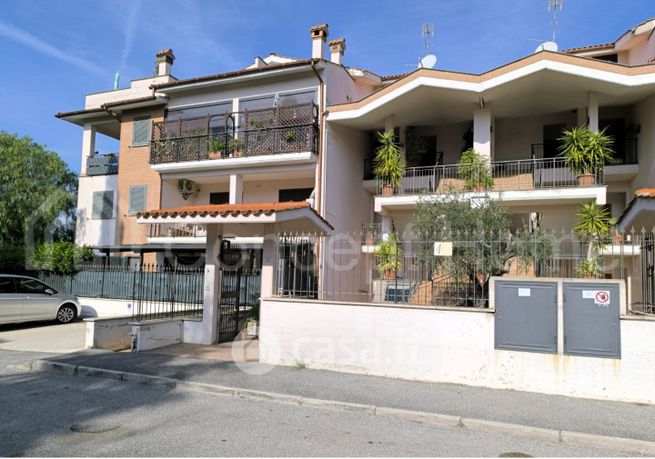 Appartamento in residenziale in Via Carlo Cattaneo 1