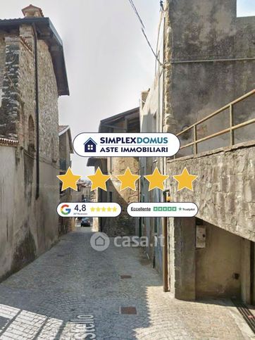 Appartamento in residenziale in Via Castello