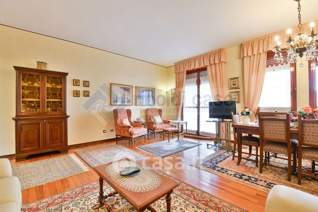 Appartamento in residenziale in Via Francesco Carlini