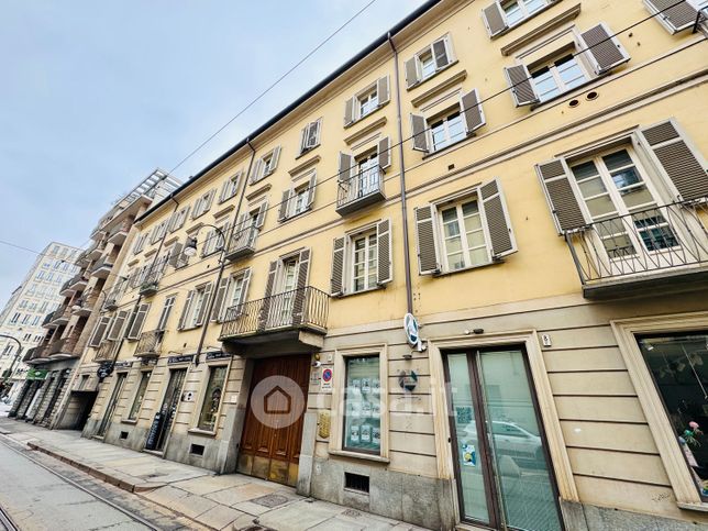 Box/posto auto in residenziale in Via Eusebio Bava 8