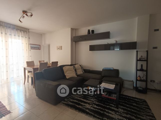 Appartamento in residenziale in Via Scapacchiò 20