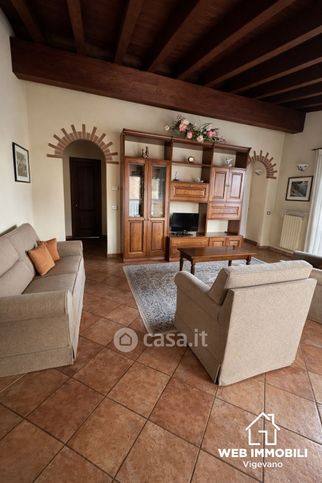 Appartamento in residenziale in Via Pola