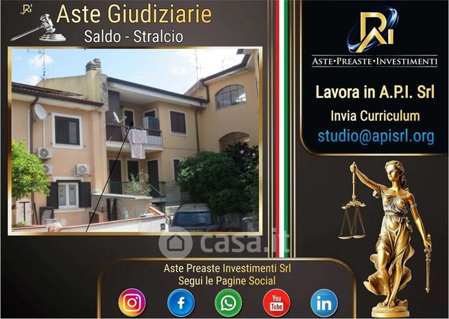 Appartamento in residenziale in Via Noci 1
