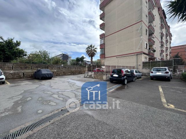 Box/posto auto in residenziale in Via Tevere