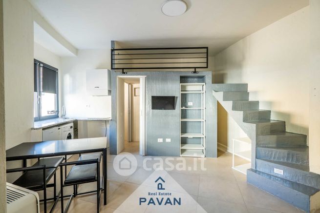 Appartamento in residenziale in Via Romagna 2