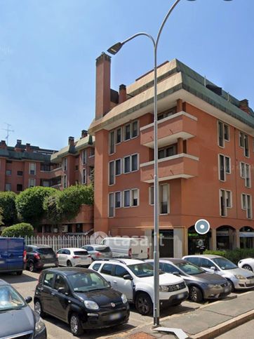 Box/posto auto in residenziale in Via Paolo Goglio