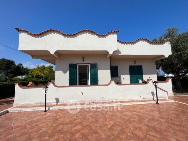 Villa in residenziale in Via San Felice Circeo